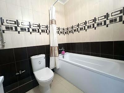квартира за адресою Олени Пчілки вул., 8