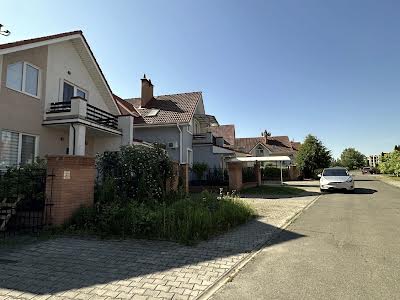 будинок за адресою Парковая, 1