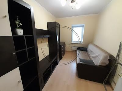 квартира за адресою Красицького вул., 8