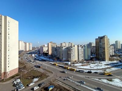 квартира за адресою Милославська вул., 18