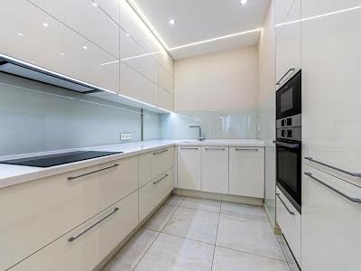 квартира по адресу Оболонский просп., 26