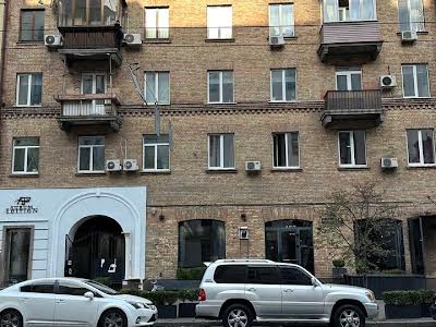 квартира по адресу Шота Руставели ул., 10