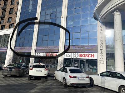 комерційна за адресою Глибочицька вул., 73