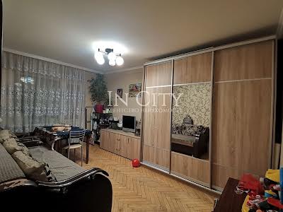 квартира по адресу Дегтяревская ул., 15