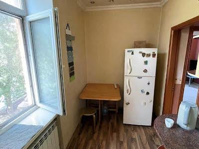 квартира за адресою Харківське шосе, 11