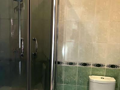 дом по адресу Патріарха Володимира Романюка ул. (Жовтнева), 9