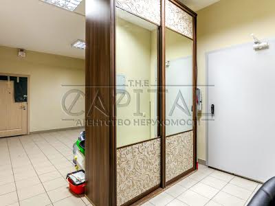 квартира за адресою Ділова вул. (Димитрова), 2