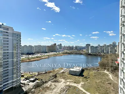 квартира по адресу Ревуцкого ул., 40-Б