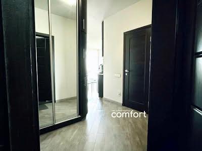 квартира за адресою Регенераторна вул., 4к2