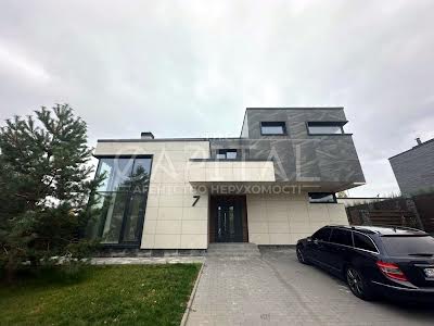 будинок за адресою Грушева вул.
