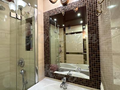 квартира за адресою Драгомвнова, 12А