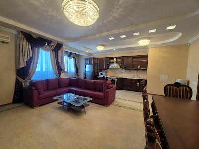 квартира за адресою Євгена Коновальця вул. (Щорса), 36б