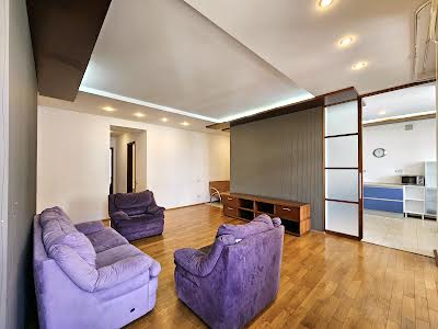 квартира за адресою Панаса Мирного вул., 8