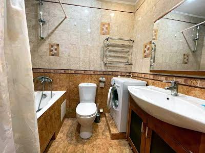 квартира за адресою Тарасівська вул., 21