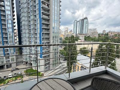 квартира за адресою Джона Маккейна вул. (Івана Кудрі), 7