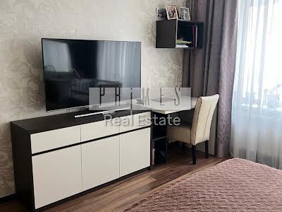 квартира за адресою Андрія Верхогляда вул. (Михайла Драгомирова), 7