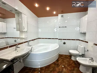 квартира за адресою Старонаводницька вул., 4-В