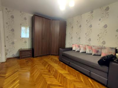 квартира по адресу Леси Украинки бульв., 12
