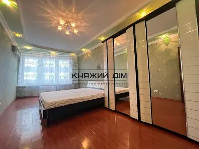 квартира по адресу Днепровская набережная ул., 26-Б