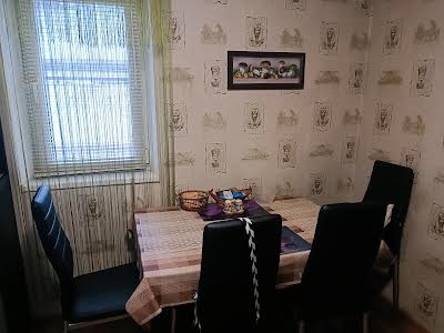будинок за адресою Київська вул.