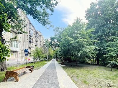 квартира за адресою Івана Козловського пров., 4