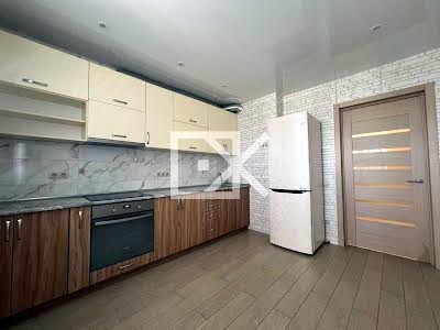 квартира за адресою Соломії Крушельницької вул., 15