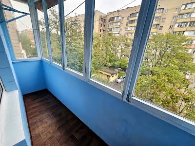 квартира за адресою Симиренка вул., 24-А
