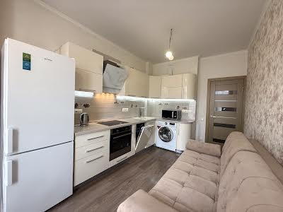 квартира за адресою Регенераторна вул., 4