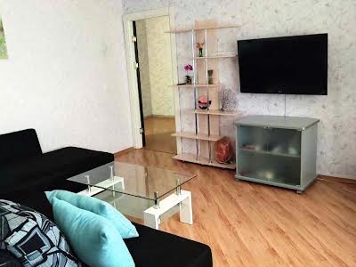 квартира за адресою Оноре де Бальзака вул., 4
