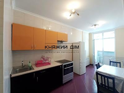 квартира за адресою Світла вул., 3д