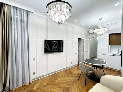 квартира за адресою Федорова Івана вул., 2А
