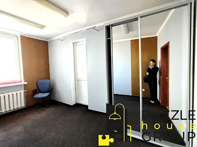 комерційна за адресою Срібнокільська, 1