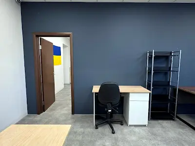 комерційна за адресою Лесі Українки бульв., 6