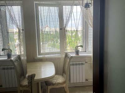 квартира за адресою Київ, Дарницький бульв., 7