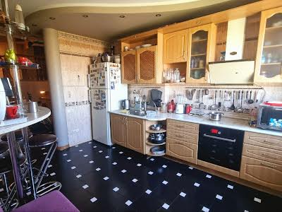 квартира по адресу Сапёрно-Слободская ул., 8