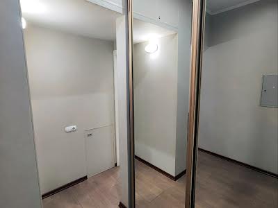 квартира за адресою Київ, Дмитрівська вул., 80