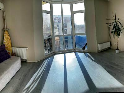 квартира за адресою Коперника вул., 3