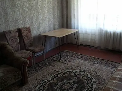кімната за адресою Олександра Махова вул. (Жолудєва), 6