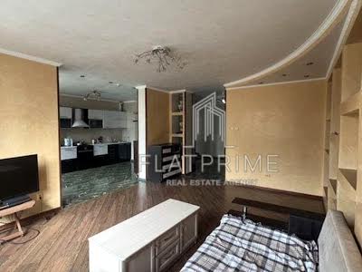 квартира за адресою Срібнокільська вул., 1