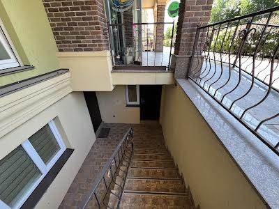 комерційна за адресою с. Софіївська борщагівка, Зелена вул., 12