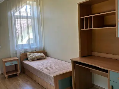 будинок за адресою с. Щасливе, Садова, 10