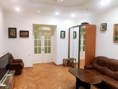 квартира по адресу Киев, Олеся Гончара ул., 32-Б