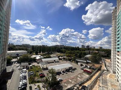 квартира за адресою Академіка Заболотного вул., 15-г