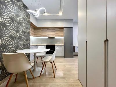 квартира за адресою Салютна вул., 2к22