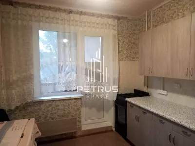 квартира за адресою Рональда Рейгана вул., 10
