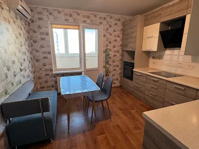 квартира за адресою Сергія Данченка вул., 3