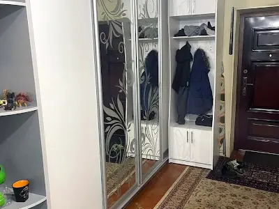 квартира за адресою Зодчих вул., 4