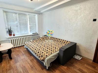 квартира по адресу Київська ул., 8