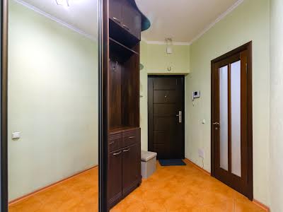 квартира по адресу Миколы Бажана просп., 12