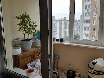 квартира по адресу Драгоманова ул., 1-Г